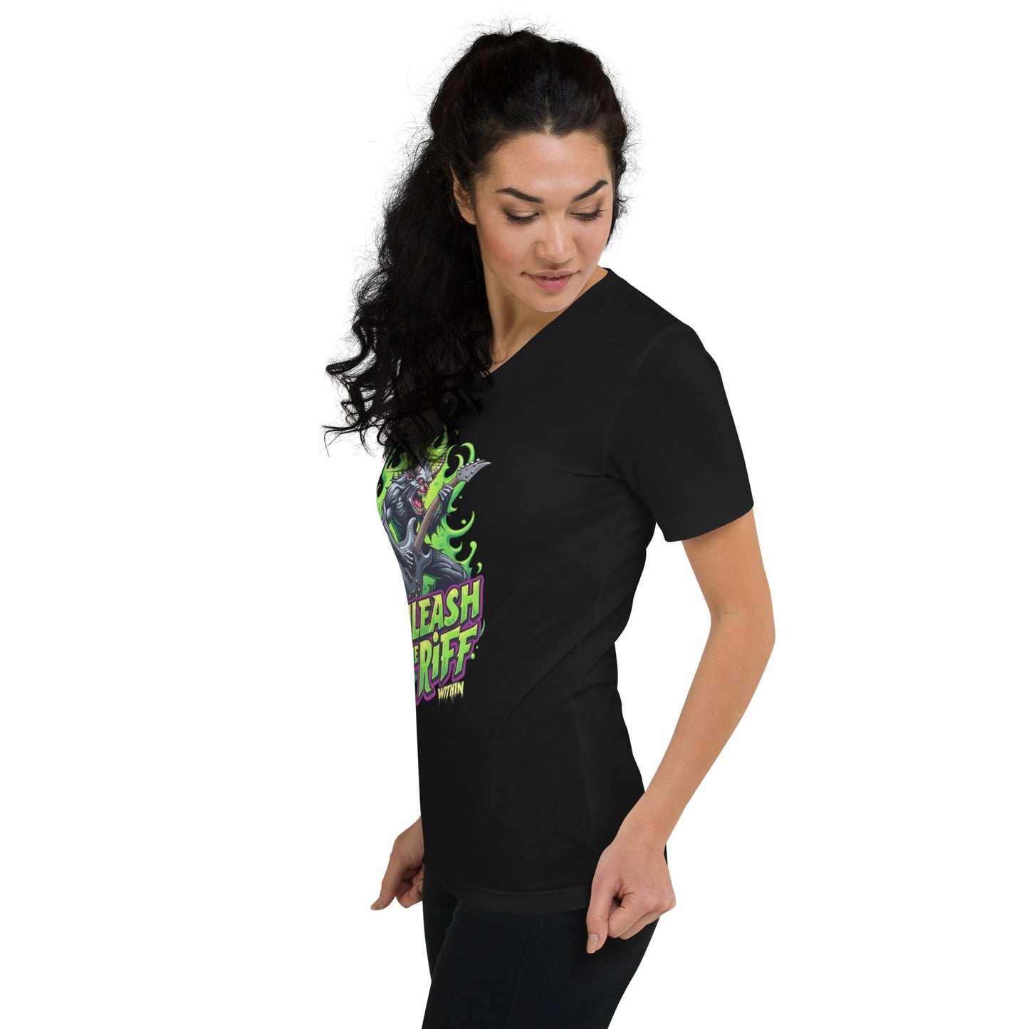 Unleash the Riff within 2 - T-Shirt mit V - Ausschnitt - Dax Metal Designs