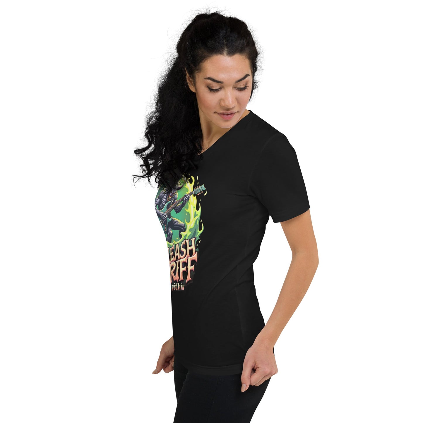 Unleash the Riff within 3 - T-Shirt mit V - Ausschnitt - Dax Metal Designs